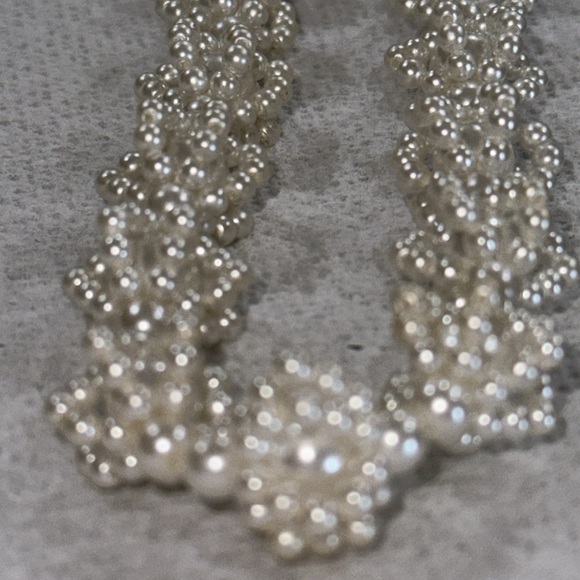 Lot of 2 Faux Pearl Bead Necklaces Pull-Over Retro Style - Picture 8 of 9
